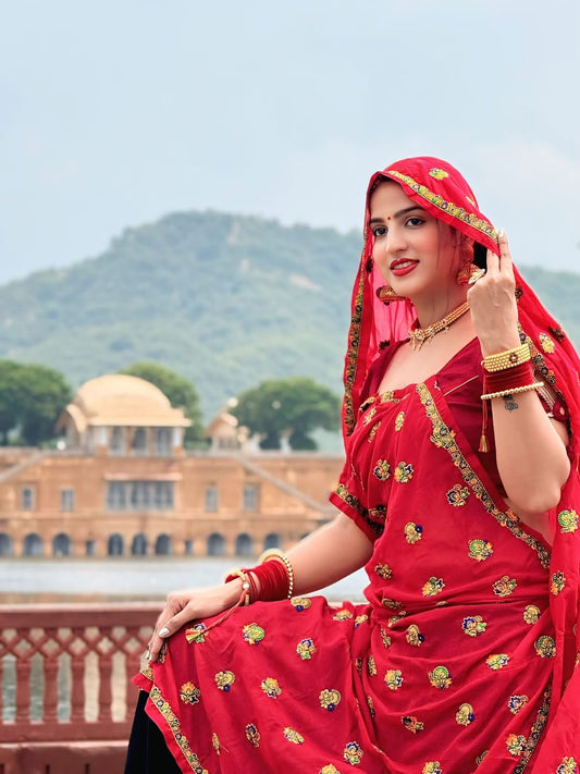 Red Traditional Odhni